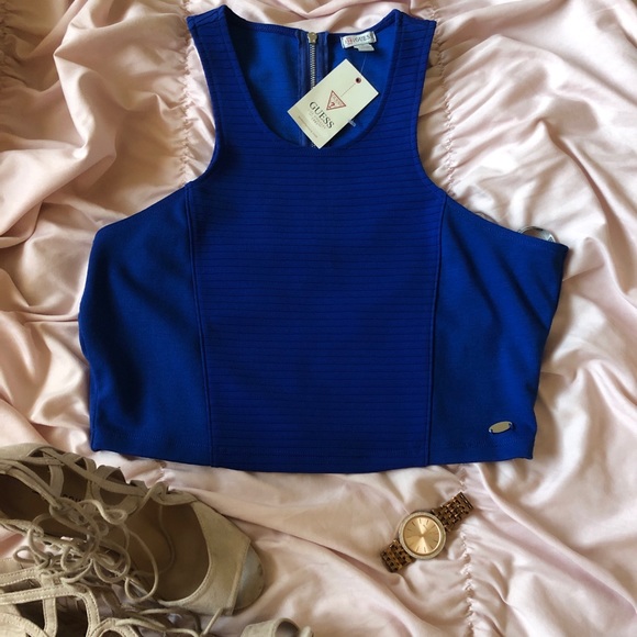 Guess Croptop - Picture 1 of 3